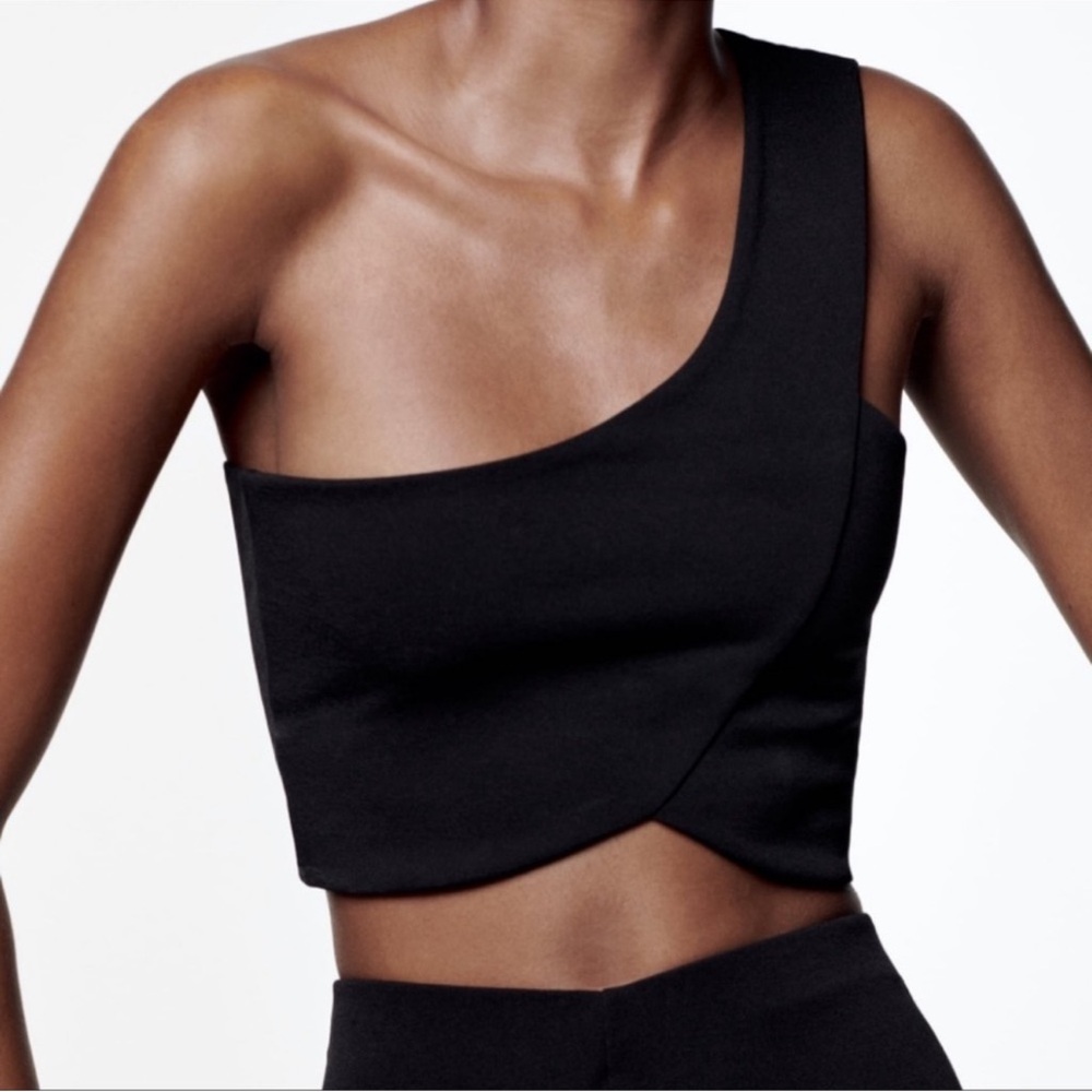 Zara Gathered One-Shoulder Black Crop Top.